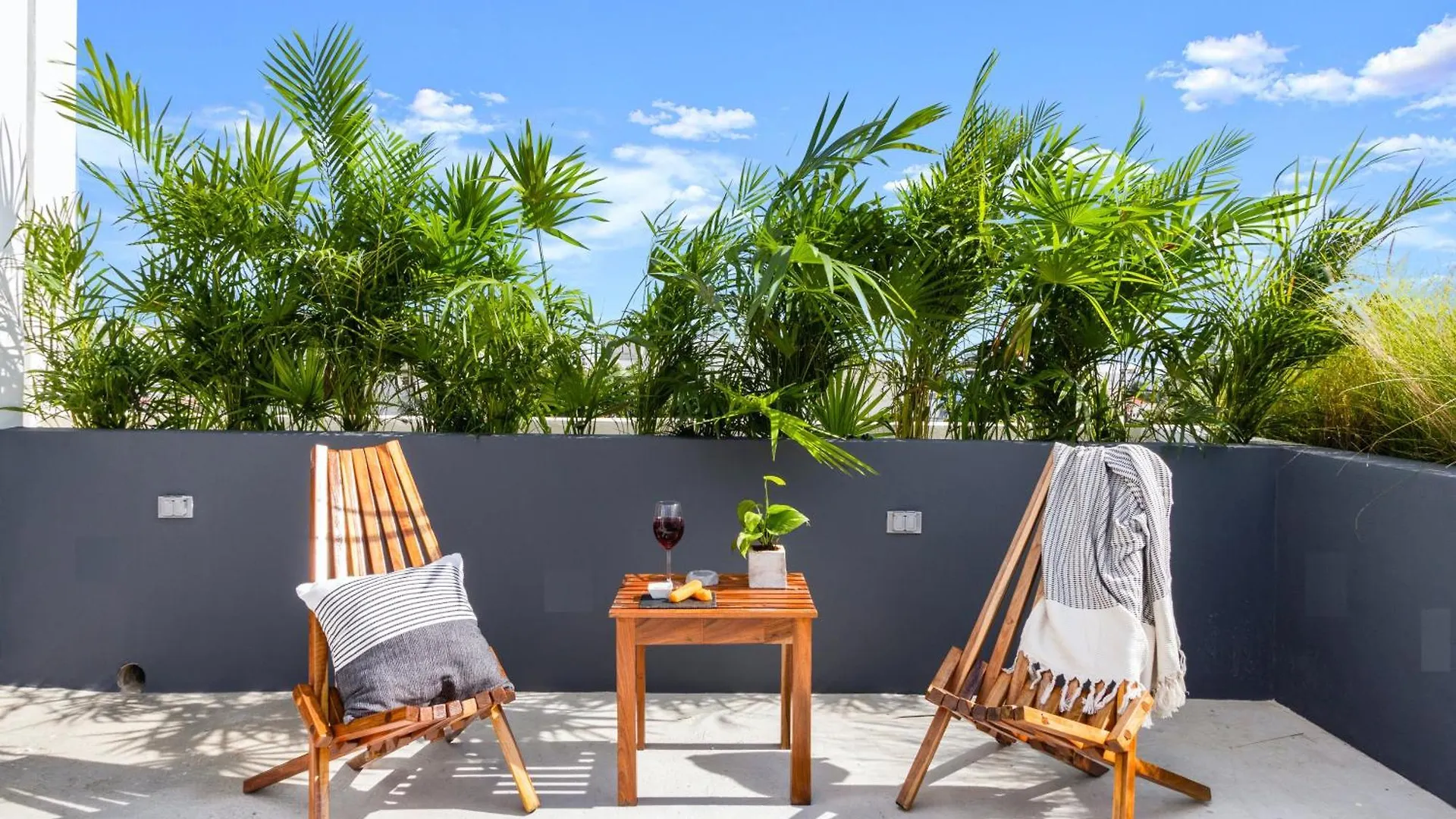 Ocean Boutique Condos Playa del Carmen Mexiko